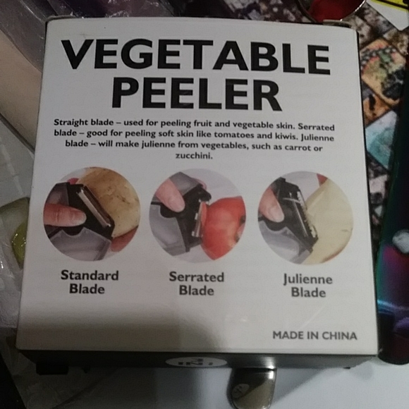 Bundle of kitchen accessories 14 pcs >$70 worth - Picture 3 of 16